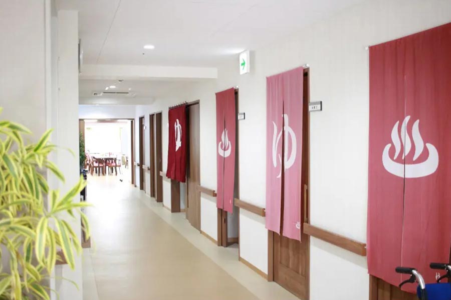 スイートガーデン枚方の浴場前廊下