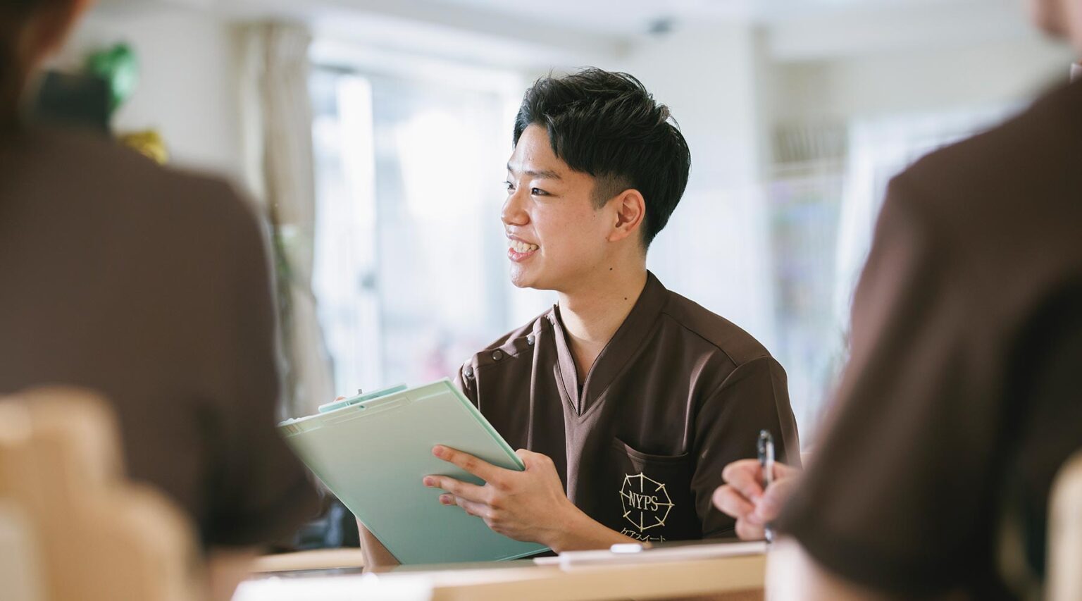 介護士の顔写真